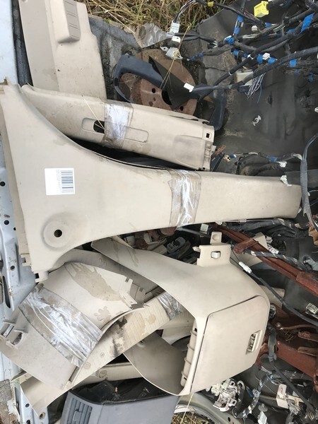 Обшивка стойки кузова Toyota Ipsum 2001 ACM21W 2AZ-FE прав