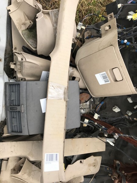 Накладка порога Toyota Ipsum 2001 ACM21W 2AZ-FE перед прав