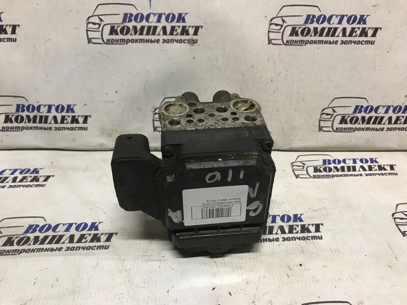 Блок ABS Toyota Mark II GX110 1G-FE