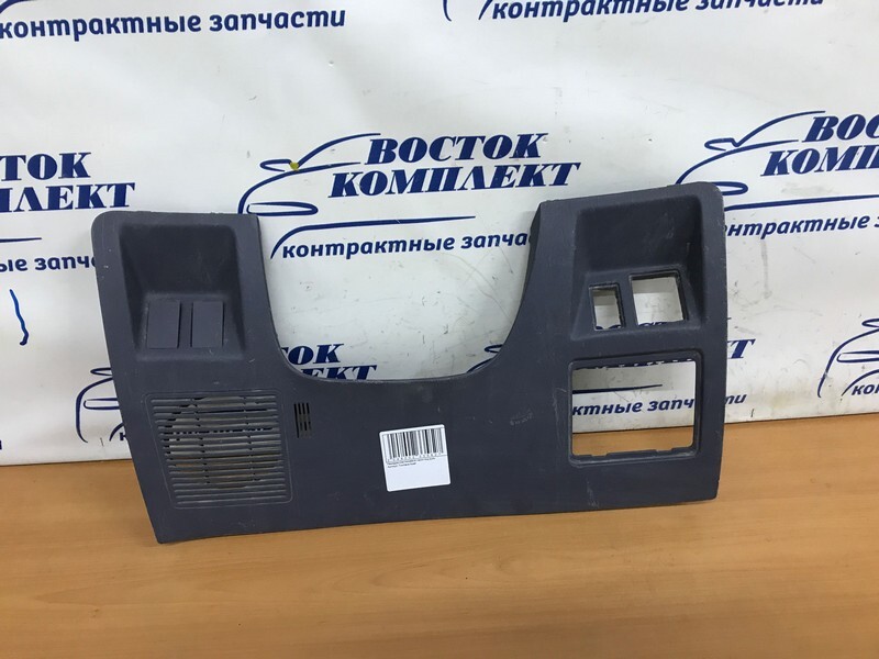 Накладка пластиковая в салон Toyota Townace Noah 2001 SR50G 3S-FE