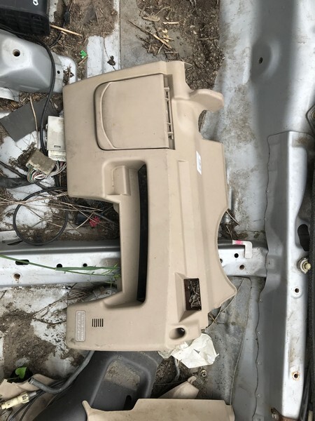 Накладка пластиковая в салон Toyota Premio 2005 ZZT240 1ZZ-FE