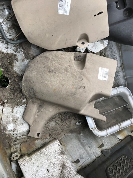 Накладка пластиковая в салон Toyota Premio 2005 ZZT240 1ZZ-FE лев