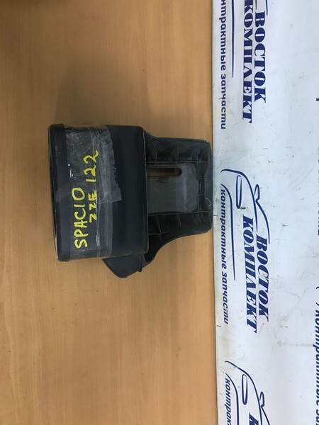 Кожух рулевой колонки Toyota Corolla Spacio 2003 ZZE122N 1ZZ-FE