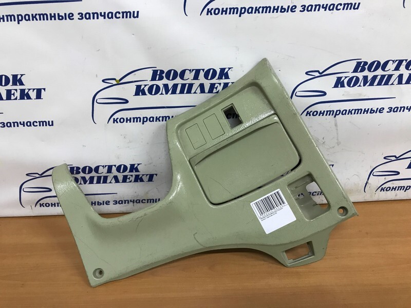 Накладка пластиковая в салон Toyota Vista 2001 ZZV50 1ZZ-FE