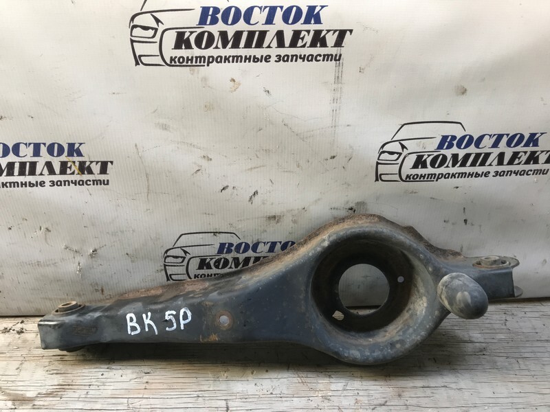 Рычаг подвески Mazda Axela BK5P ZY-VE зад лев