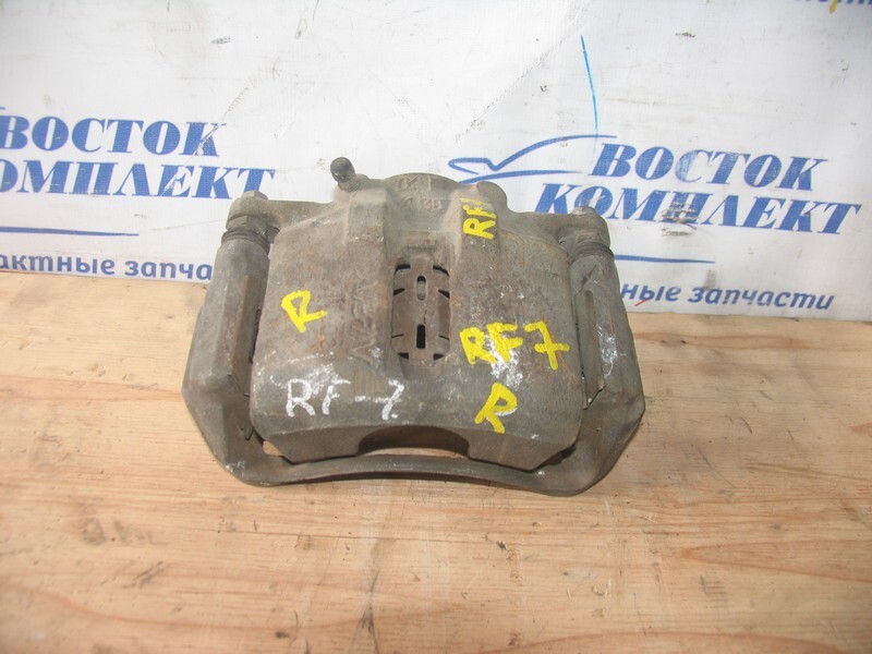 Суппорт Honda Stepwgn RF7 K24A перед прав