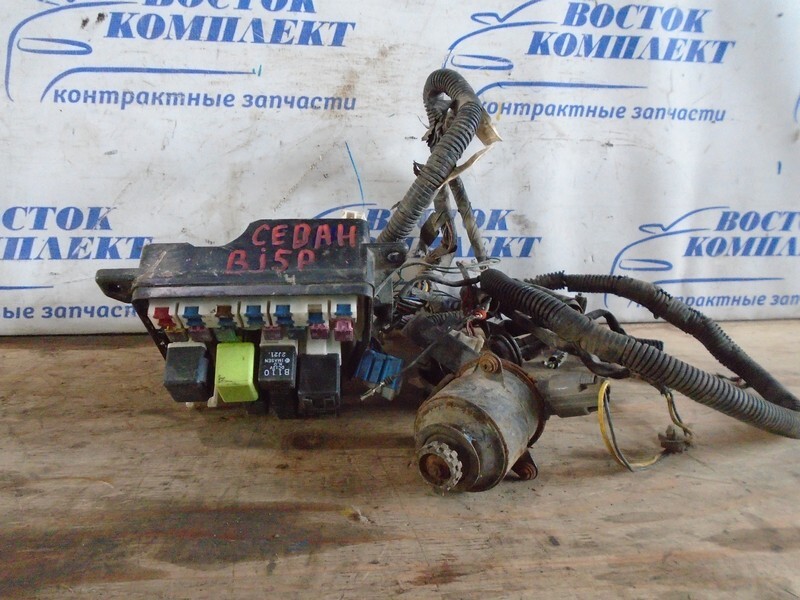 Блок предохранителей Mazda Familia BJ5P ZL-DE