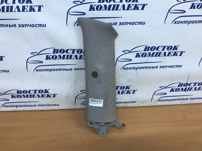 Обшивка стойки кузова Mazda Premacy 2002 CP8W FP-DE прав