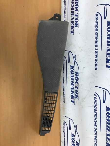 Обшивка стойки кузова Toyota Prius 2006 NHW20 1NZ-FXE зад прав