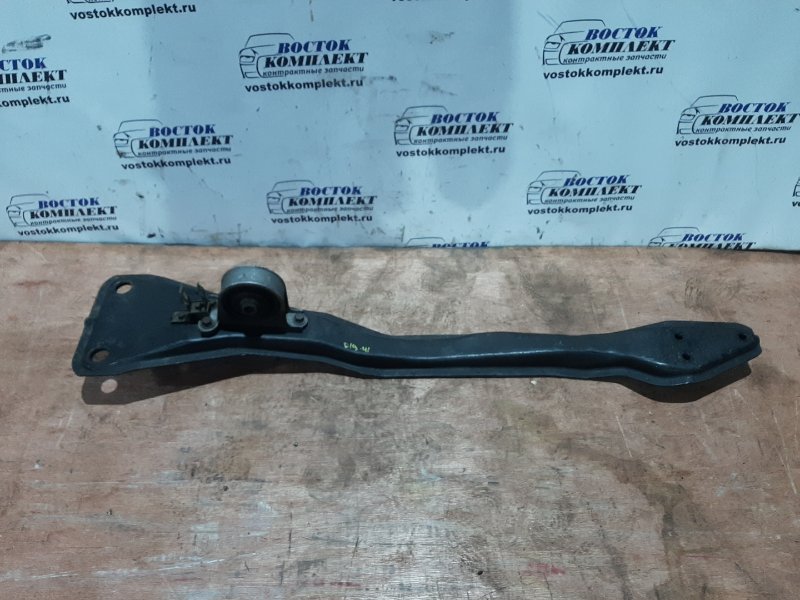 Балка продольная Mitsubishi Diamante F36A 6G72 перед