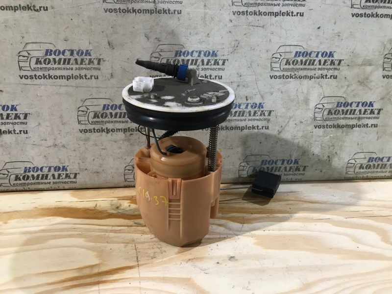 Насос топливный Mazda Verisa DC5W ZY-VE