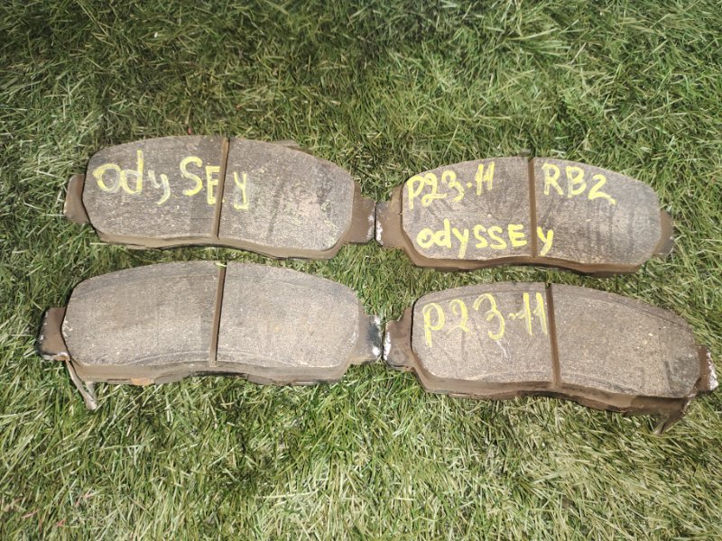 Колодки тормозные Honda Odyssey 2005 RB2 K24A перед