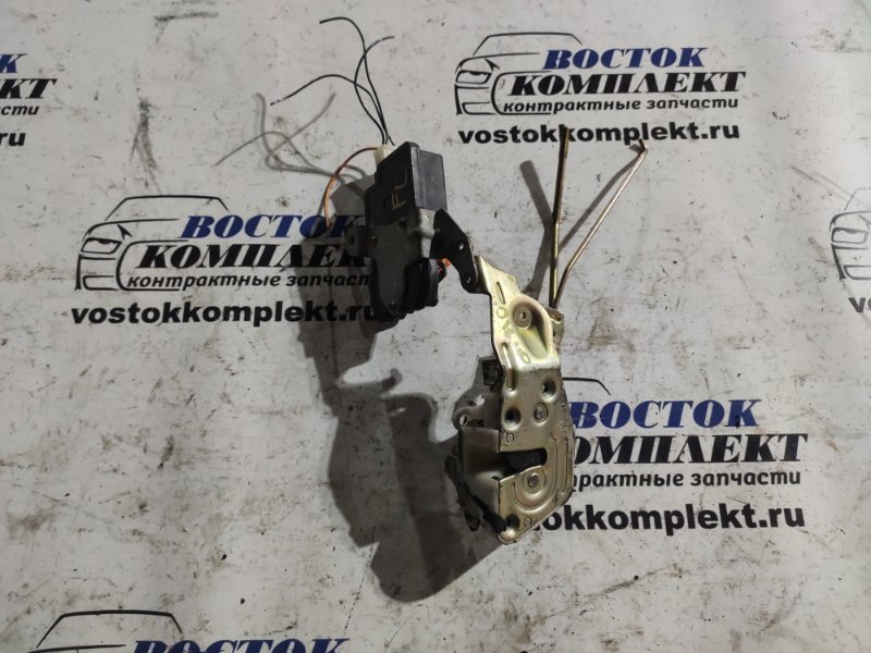 Замок дверной Mitsubishi Debonair 1999 S26A 6G74 перед лев