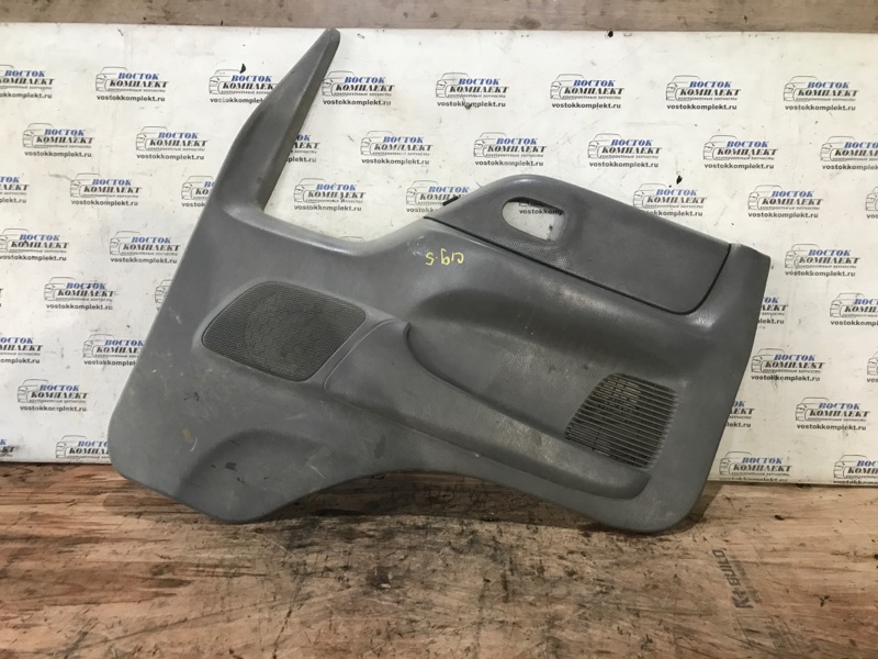 Обшивка двери Mazda Titan 2005 SYF6T TF перед прав