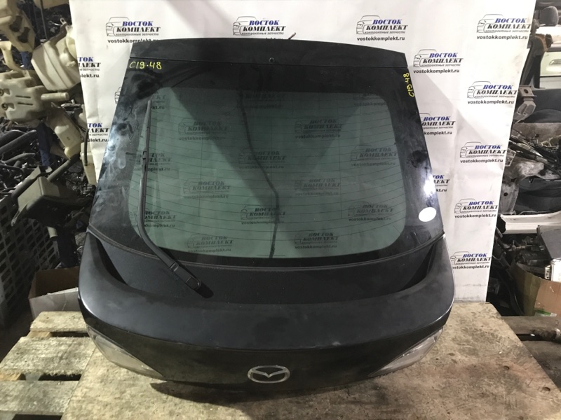 Дверь задняя багажника Mazda Atenza 2010 GH5FS L5-VE