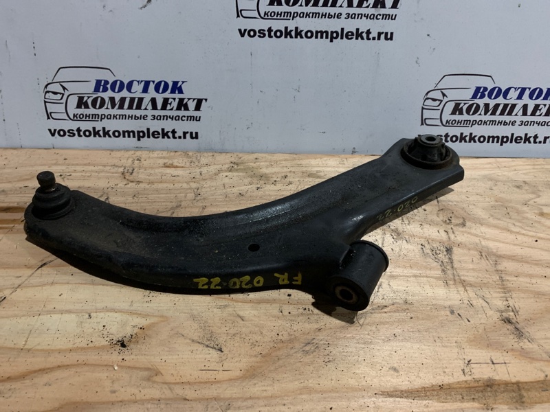 Рычаг подвески Nissan Note E11 HR15DE перед прав