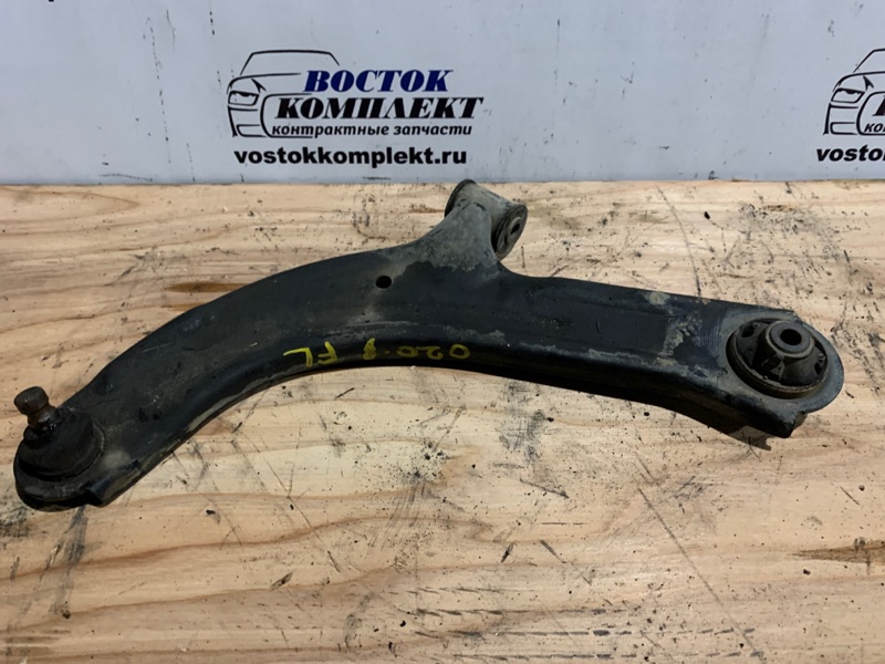 Рычаг подвески Nissan Cube BZ11 CR14DE перед лев