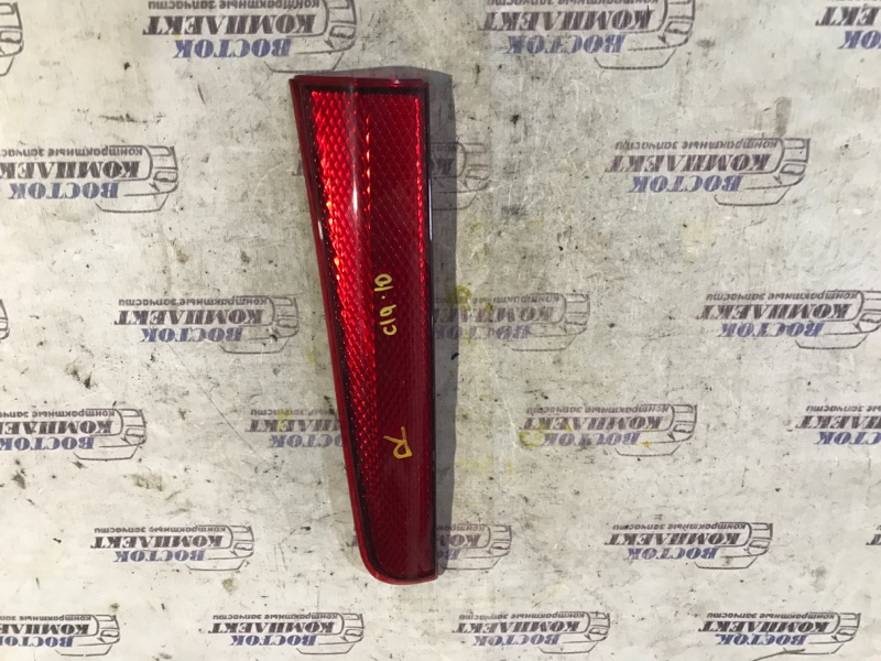 Фонарь вставка багажника Nissan Note 2011 E11 HR15DE прав