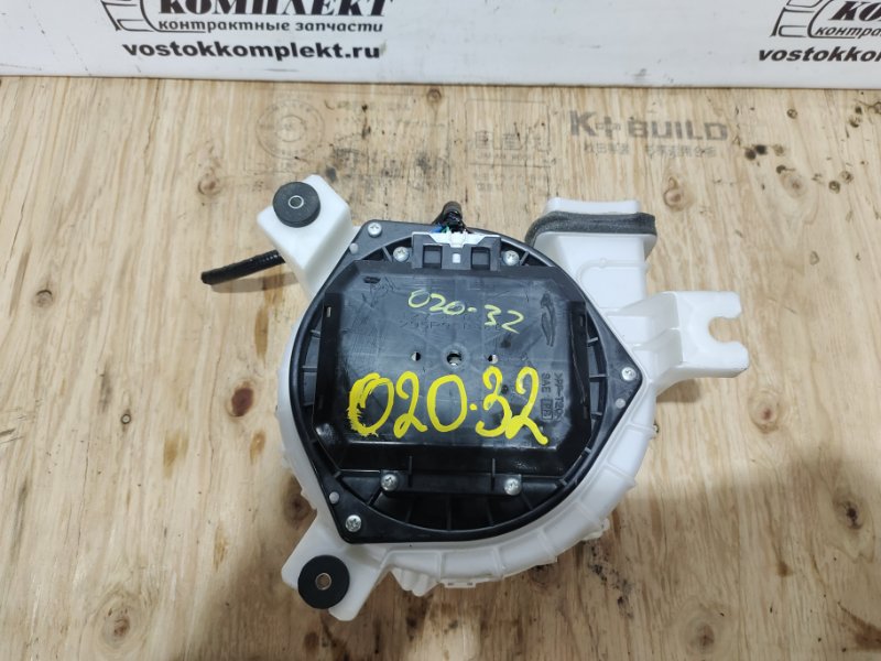 Вентилятор печки Nissan Fuga 2010 HY51 VQ35HR зад