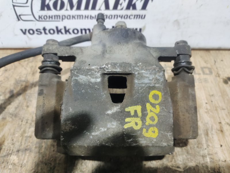 Суппорт Toyota Vitz SCP90 2SZ-FE перед прав