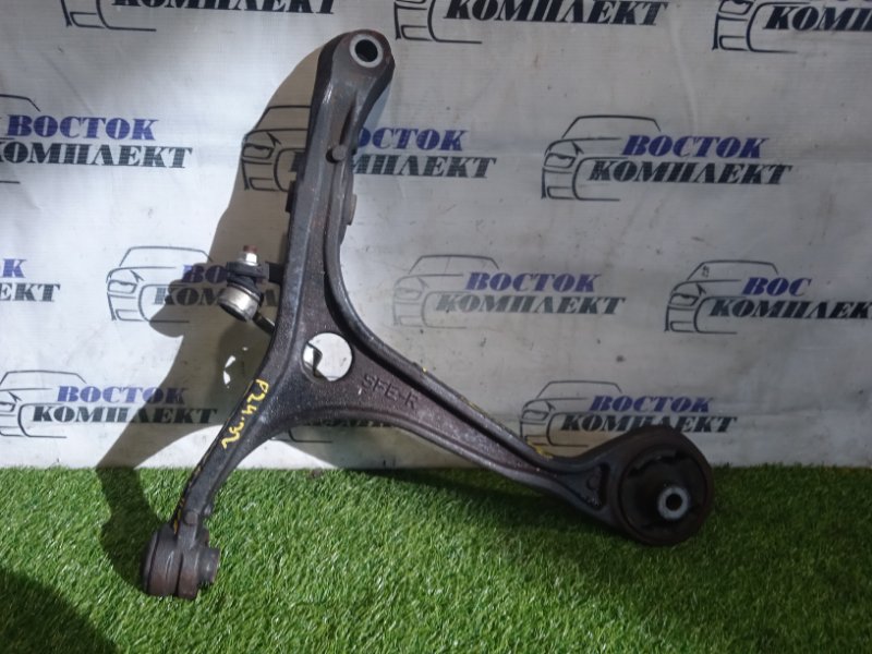Рычаг подвески нижний Honda Odyssey 2004 RB1 K24A перед прав