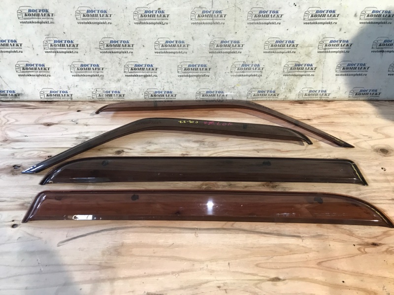 Ветровик Nissan Cube 2003 BGZ11 CR14DE