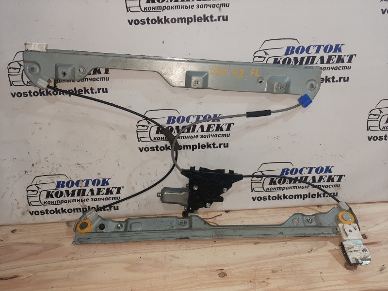 Стеклоподъемник Nissan Serena C26 MR20DD перед лев