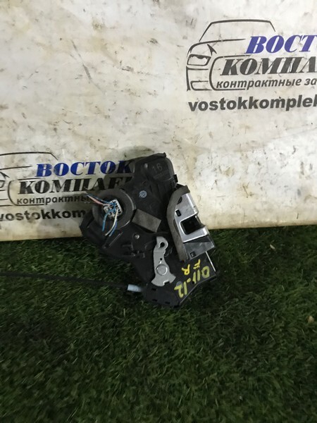 Замок дверной Toyota Wish ZNE14G 1ZZ-FE перед прав
