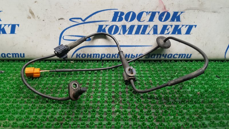 Датчик ABS Honda Mobilio Spike GK1 L15A перед лев