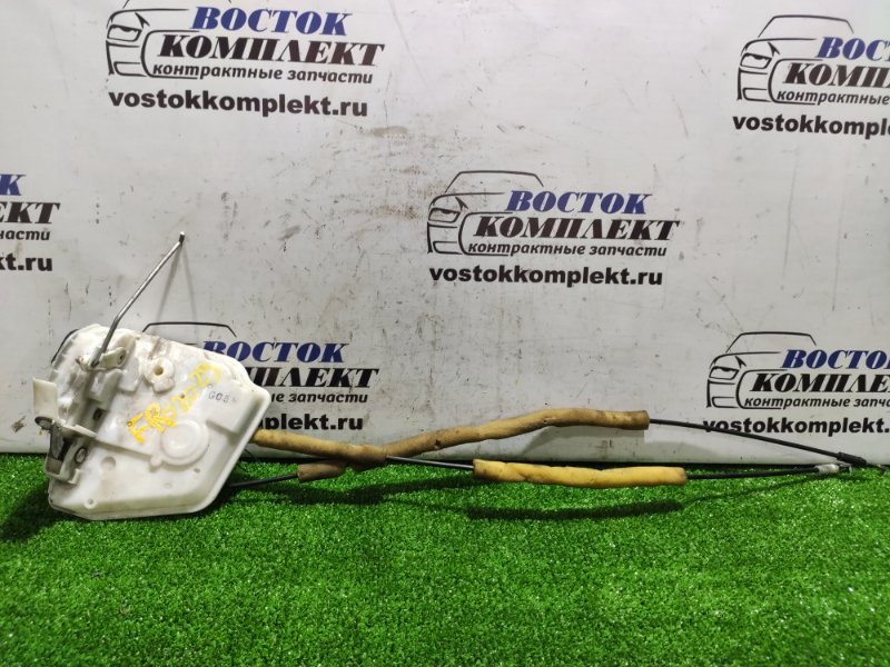 Замок дверной Mazda Demio DE3FS ZJ-VE перед прав