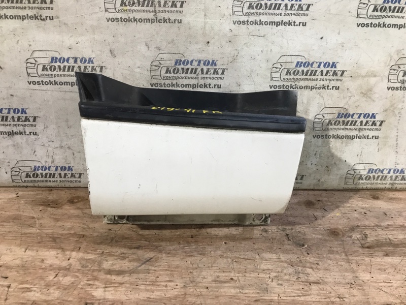 Подножка Toyota Hiace KDH227B 2KD-FTV перед прав