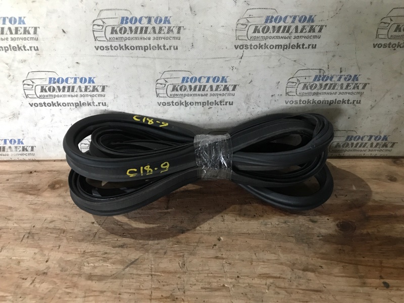 Уплотнительная резинка двери багажника Toyota Passo 2009 KGC10 1KR-FE