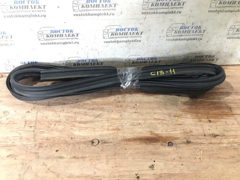 Уплотнительная резинка двери багажника Mitsubishi Delica D:2 MB15S K12B