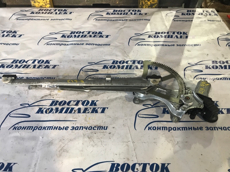 Стеклоподъемник Toyota Noah 2005 AZR60 1AZ-FSE перед прав