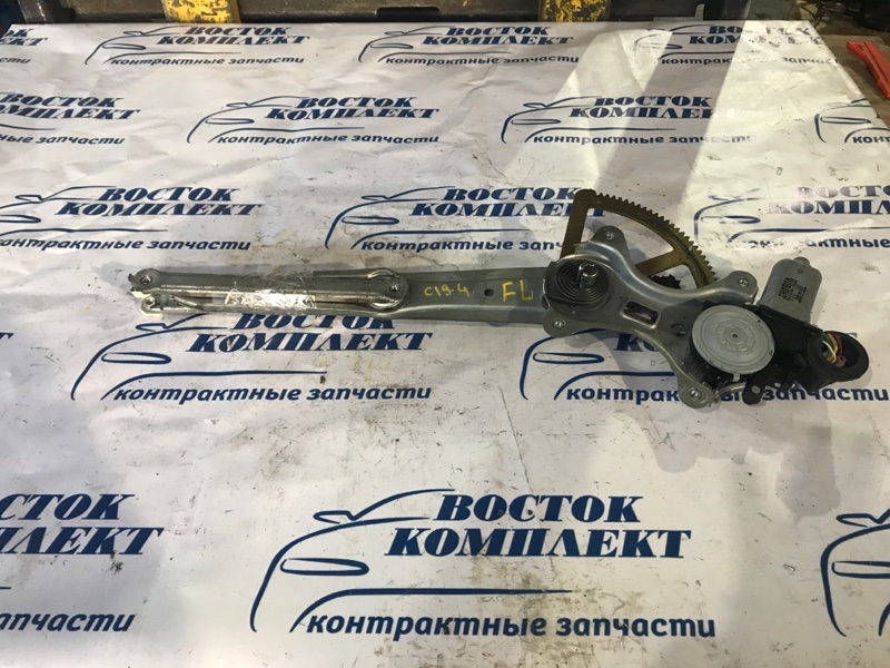 Стеклоподъемник Toyota Noah 2005 AZR60 1AZ-FSE перед лев