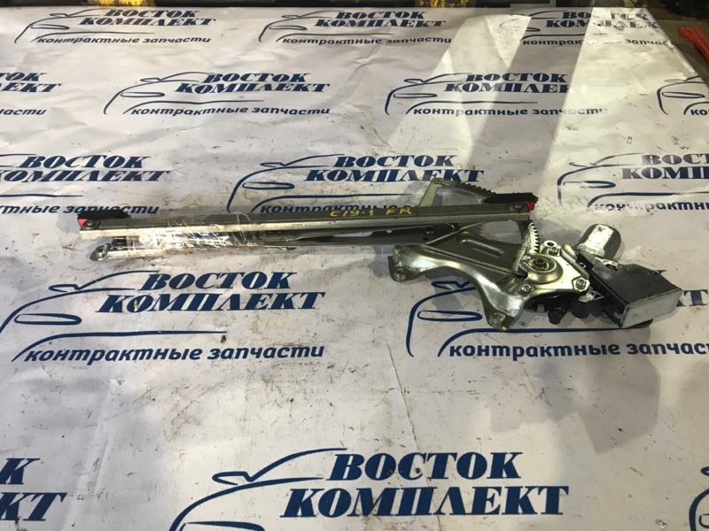 Стеклоподъемник Toyota Ractis SCP100 2SZ-FE перед прав