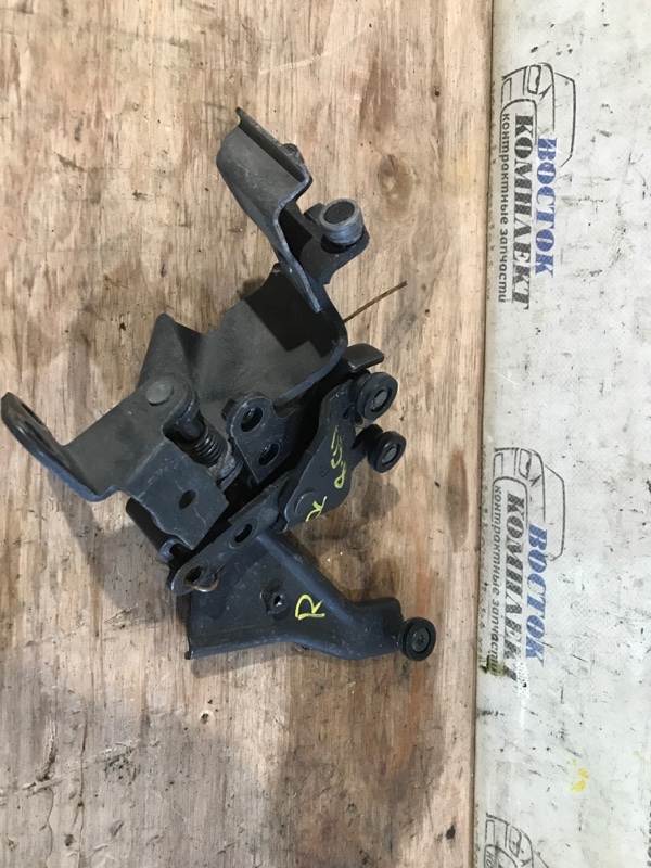 Ролик двери Mazda Premacy 2007 CREW LF зад прав