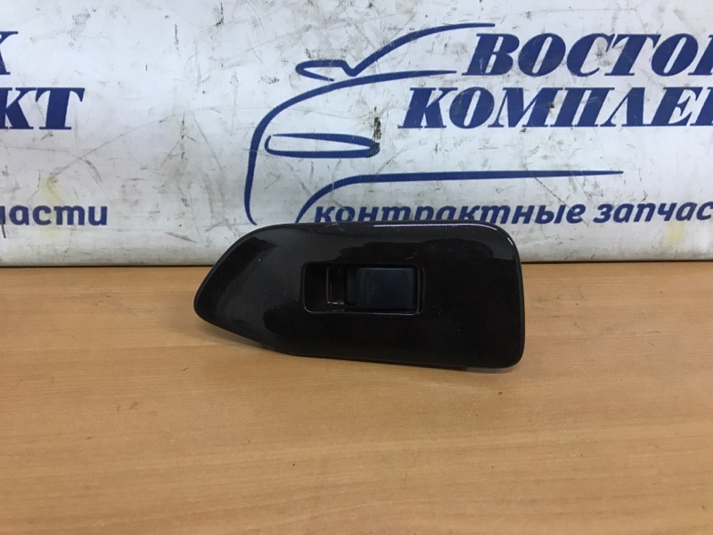 Кнопка стеклоподъемника Toyota Crown 2008 YXS10 3Y перед лев