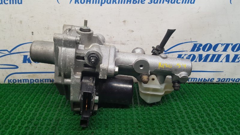 Главный тормозной цилиндр Honda Fit GP5 LEB