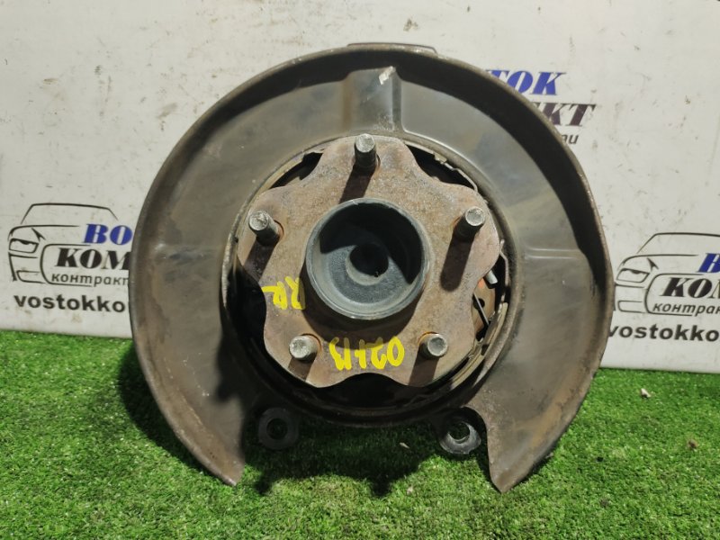 Ступица Nissan Serena C25 MR20DE зад прав