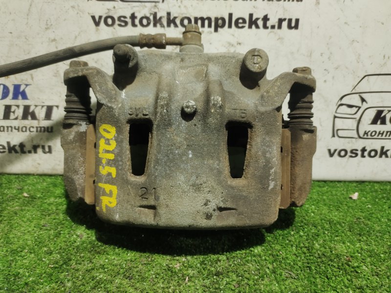 Суппорт Nissan Serena CC25 MR20DE перед прав