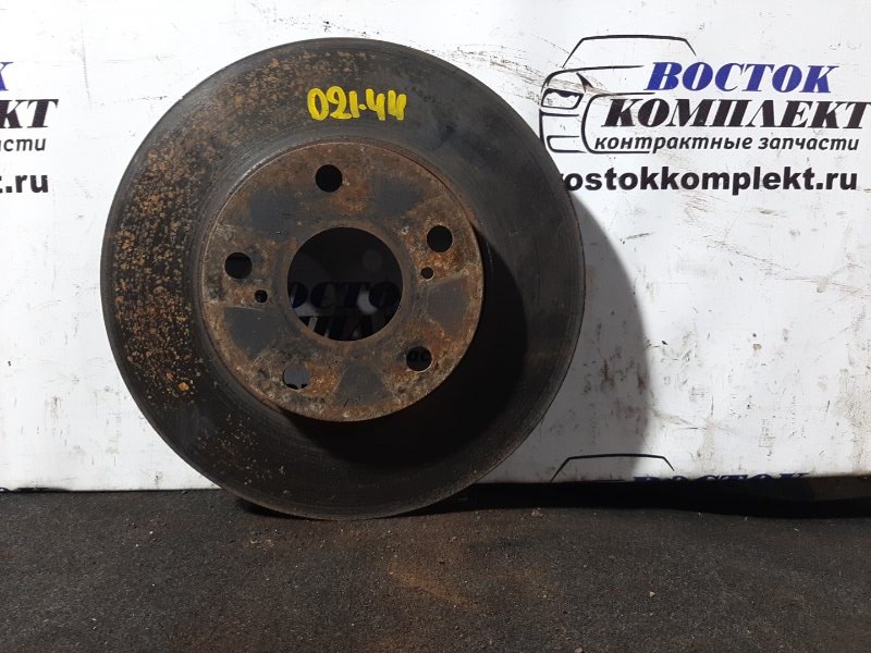 Диск тормозной Toyota Voxy AZR60G 1AZ-FSE перед