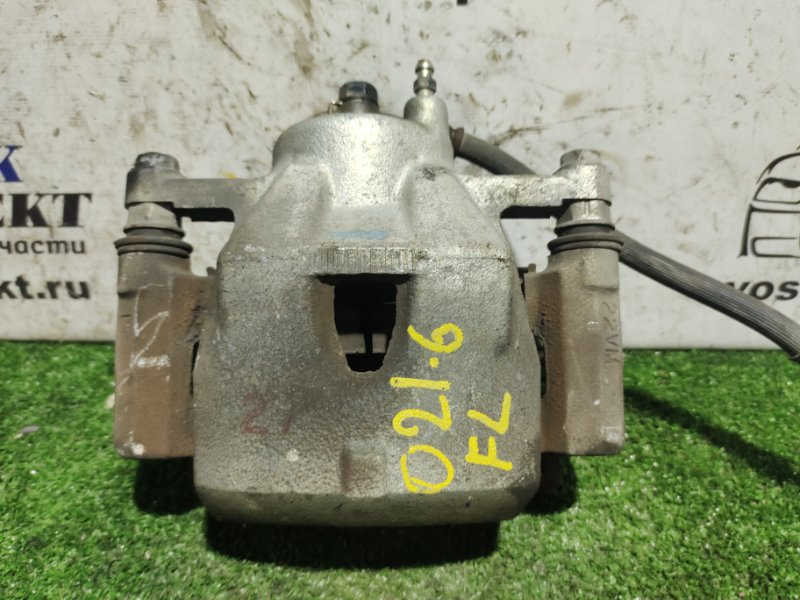 Суппорт Toyota Vitz 2012 KSP130 1KR-FE перед лев