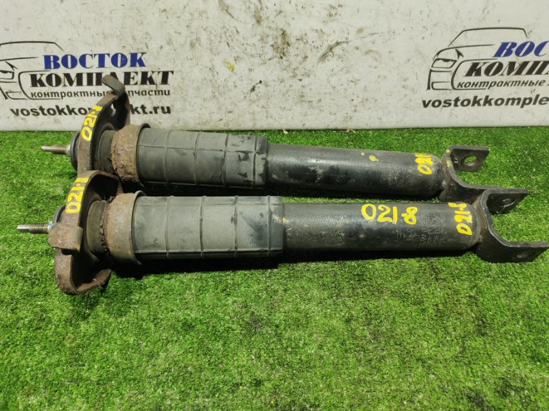 Амортизатор подвески Nissan Elgrand 2009 MNE51 VQ25DE перед прав