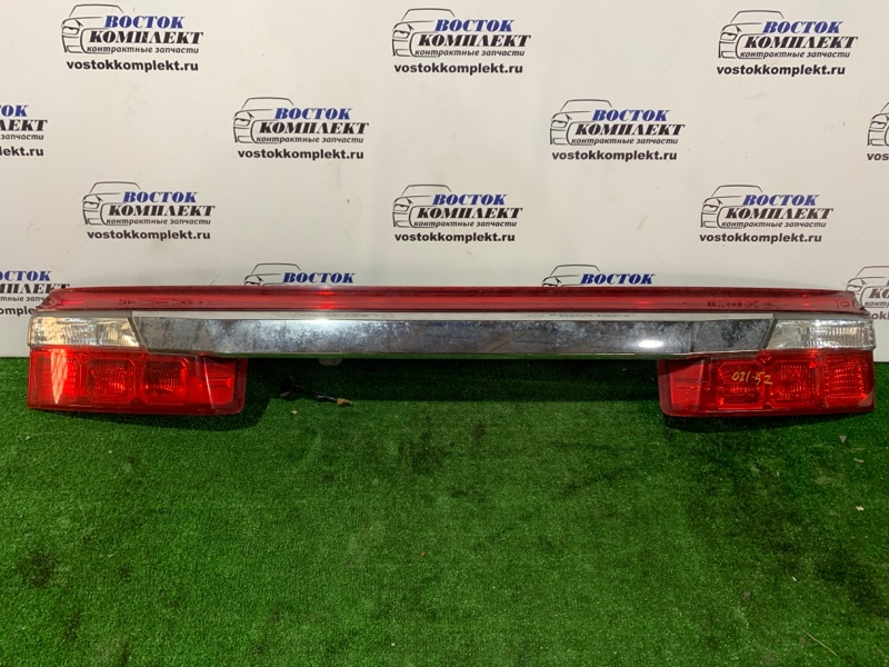 Вставка между стопов Honda Stepwgn RG1 K20A