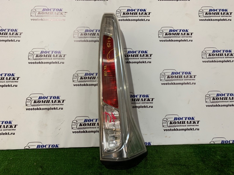 Фонарь стоп-сигнала Nissan Serena C26 MR20DD прав