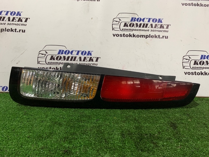 Фонарь стоп-сигнала Nissan Cube AZ10 прав