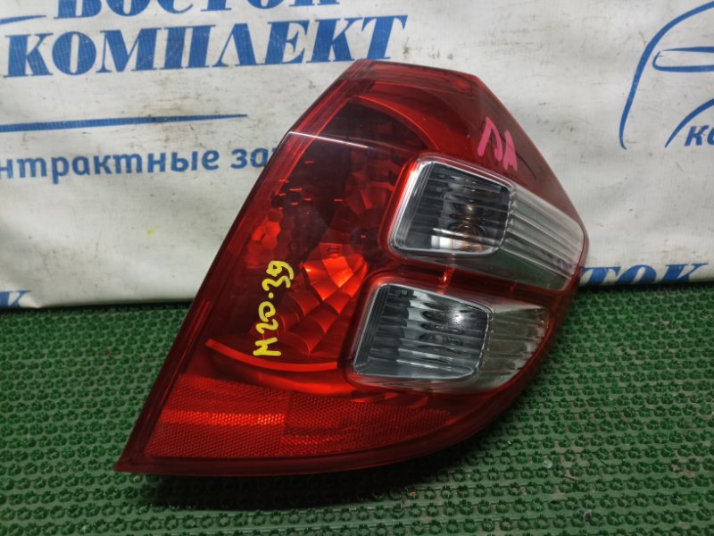 Фонарь стоп-сигнала Honda Fit GE7 L13A прав