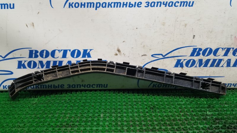 Клипса бампера Honda Stream 2007 RN6 R18A зад прав