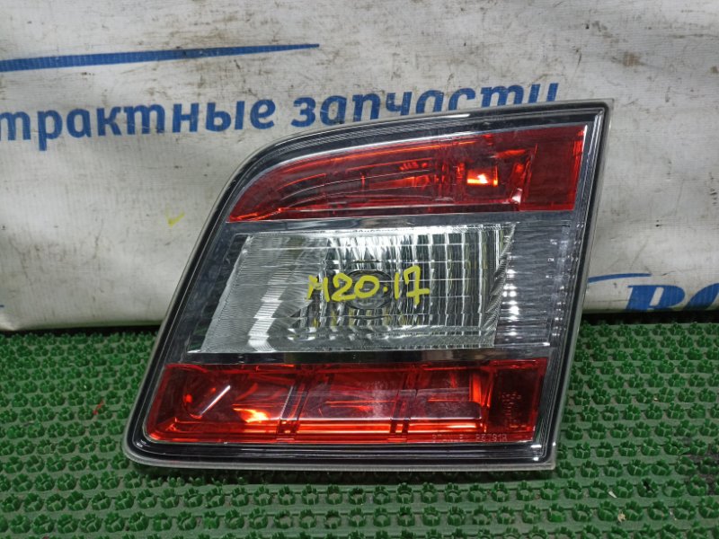 Фонарь вставка багажника Mazda MPV LY3P L3-VE прав